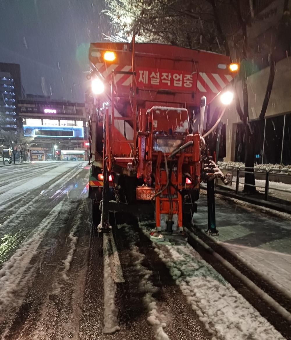 강서구, 폭설 대비 제설대책 만전... 비상근무 2단계 상향