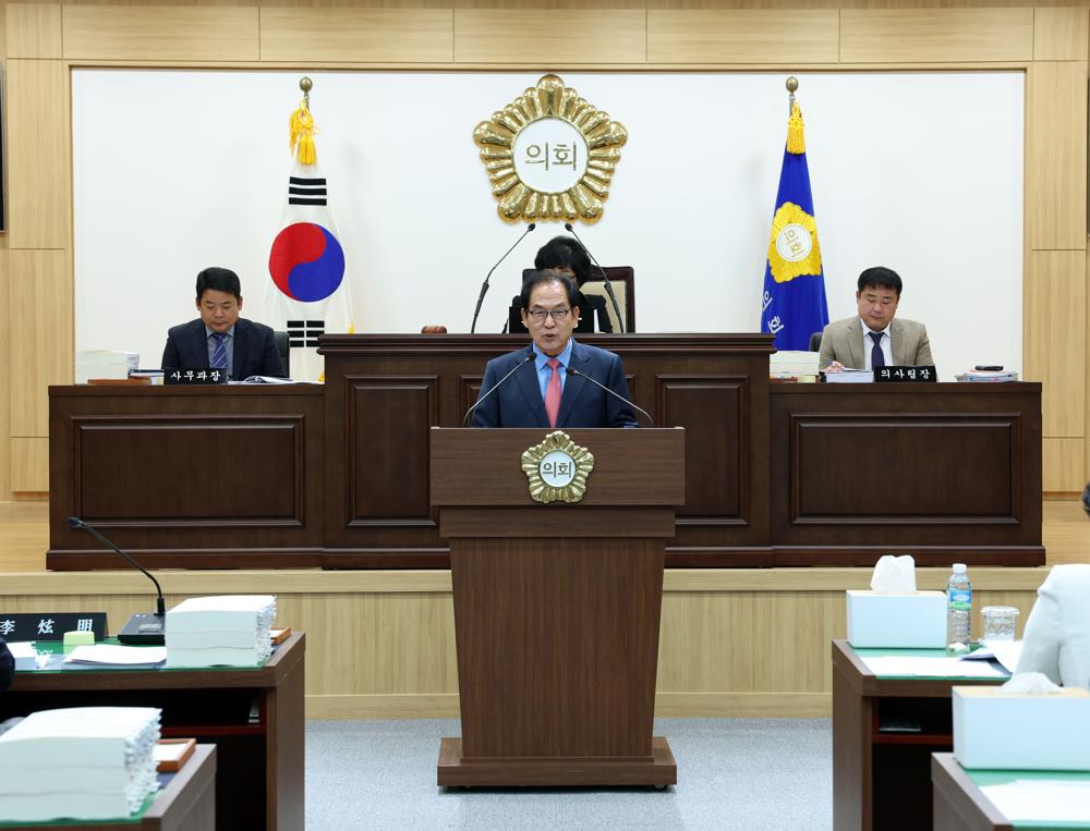 진도군수, 2025년 군정 운영 방향 제시