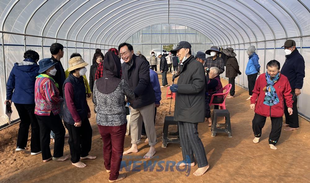 나주시, 겨울철 영산강 맨발 황톳길 이용 가능