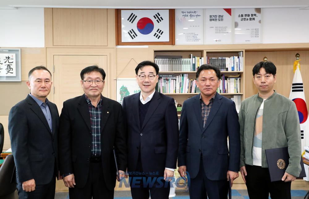 하동군, 민간 전문가와 손잡고 “예술 품은 명품 집짓기”
