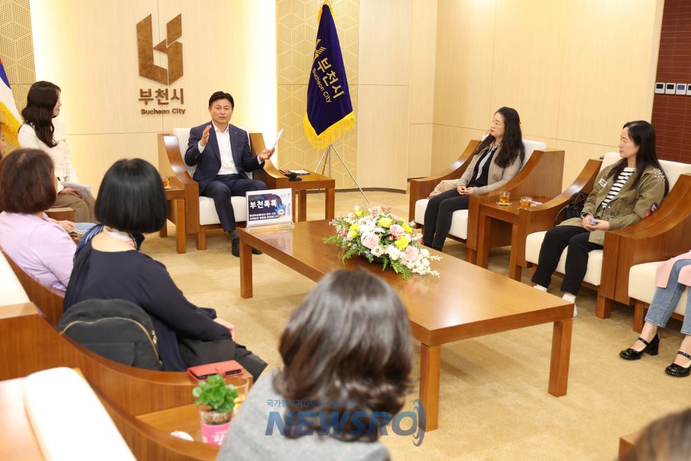 평생학습동아리 시민과 소통의 시간 가져