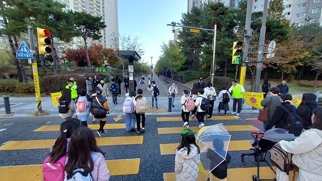이현재 하남시장, 초등학교 교통안전 캠페인 및 안전지도 실시