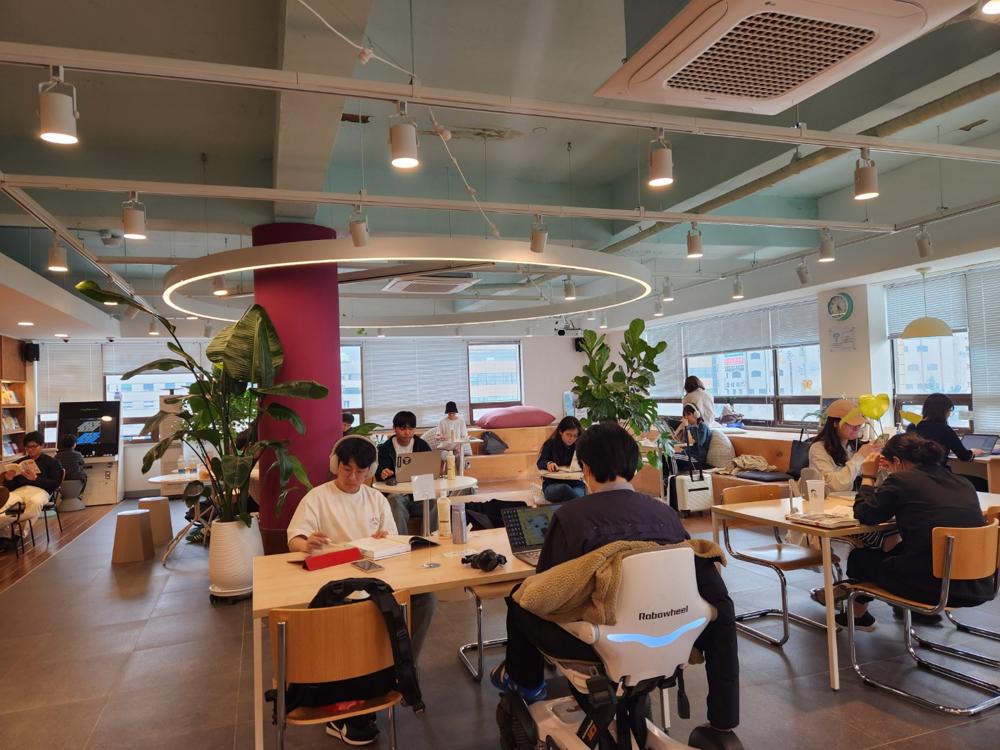 과천시 청년공간 '비행지구' 개소 3주년 기념 이벤트 실시