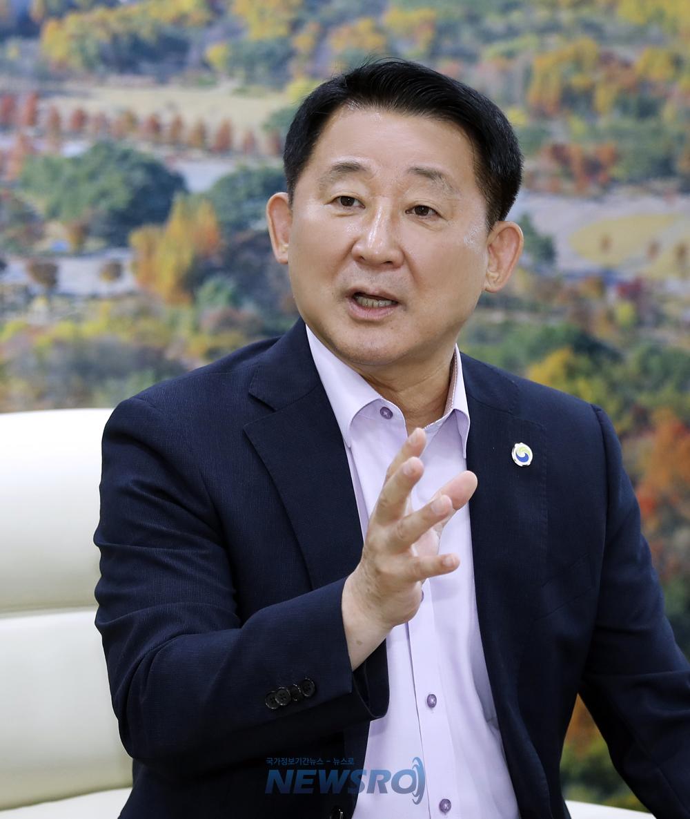 서철모 서구청장, 싱가포르 출장… 과학기술 혁신전략으로 도시경쟁력 강화 방안 모색