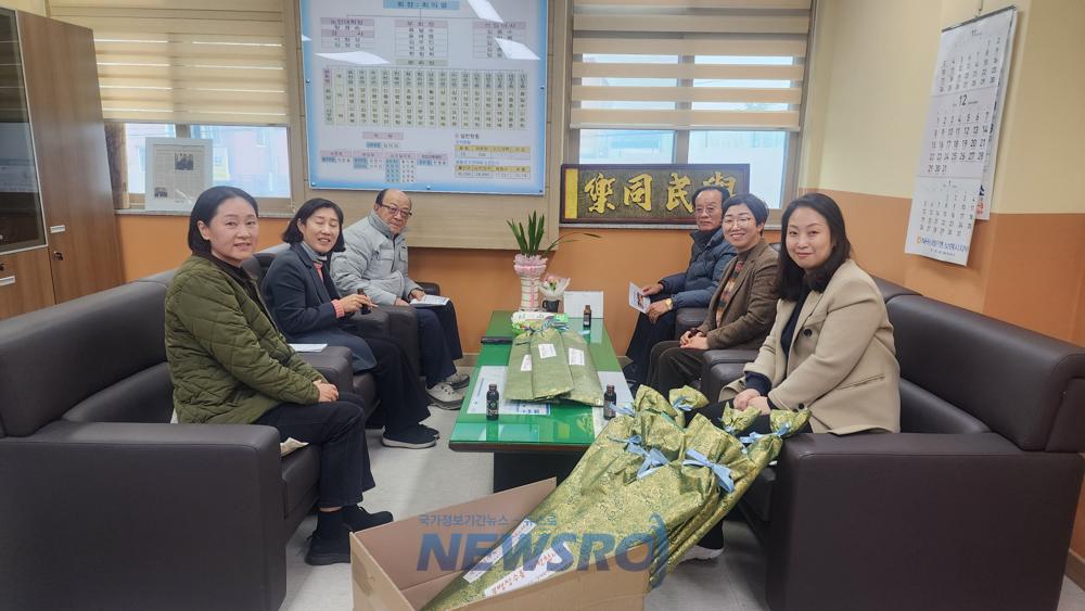 보령시, 무병장수 기원 청려장 나눔 행사