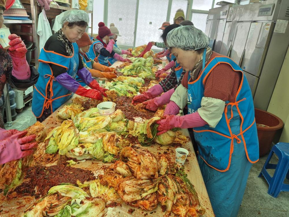 장수군 천천면 천사모, 김장 봉사활동 실시