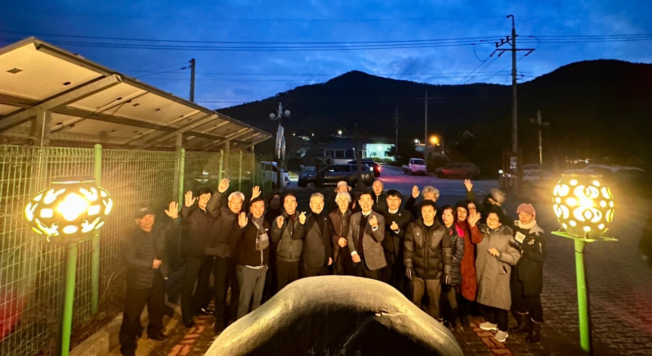 부안군 우동권역, 상감청자 도자기 가로등 점등 행사 개최