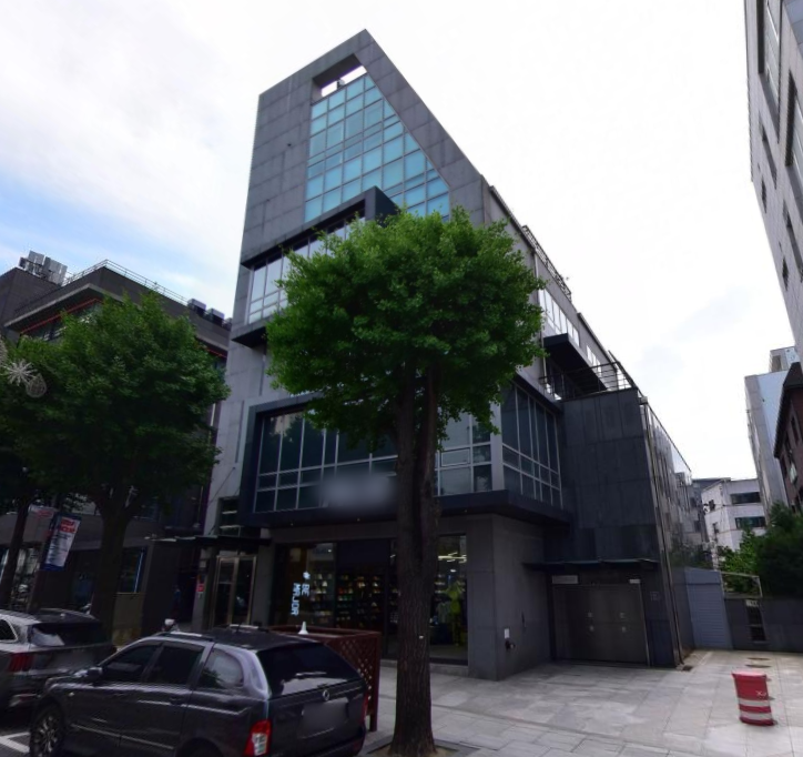 강남구 신사동 가로수길, 전국 최초 일조권 규제 완화한 특별가로구역 지정