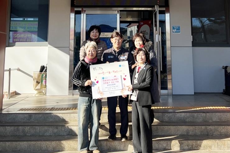 현서 사과향기 단체, 청송사과축제 떡 솜씨 경연대회 상금 기부