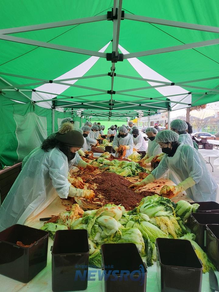 순천시 조곡동, "김치는 사랑을 싣고"