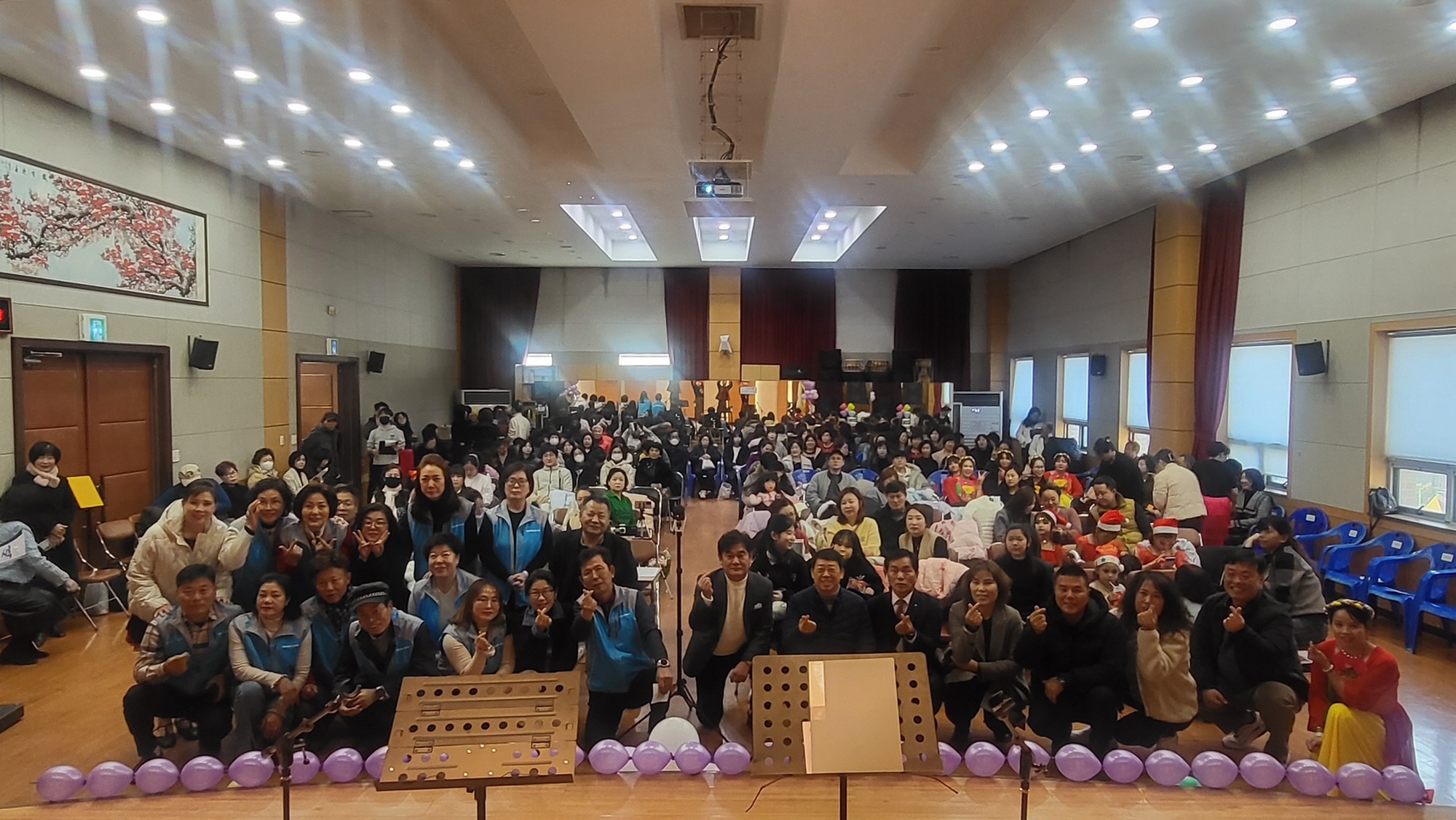 정왕1동, 주민자치 프로그램 발표회ㆍ송년 자선 음악회로 온정 나눠