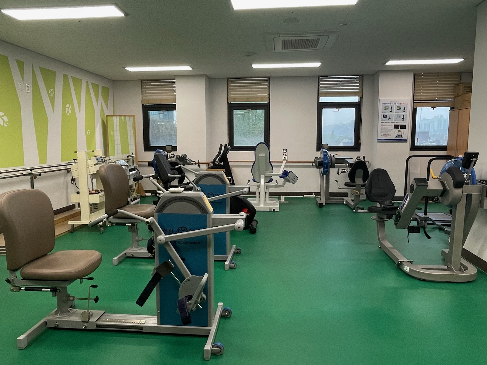성동구, 성수보건지소 재활치료실 지속 운영…장애인 재활 지원