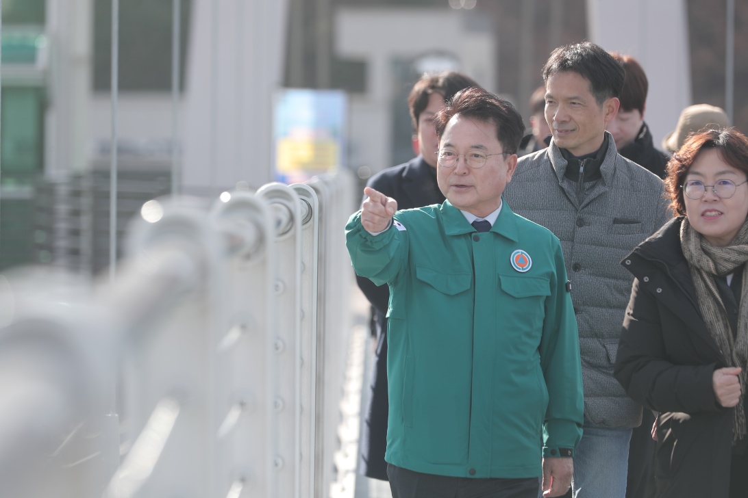 육동한 춘천시장, 새해부터 시민 안전 챙긴다…현장 점검