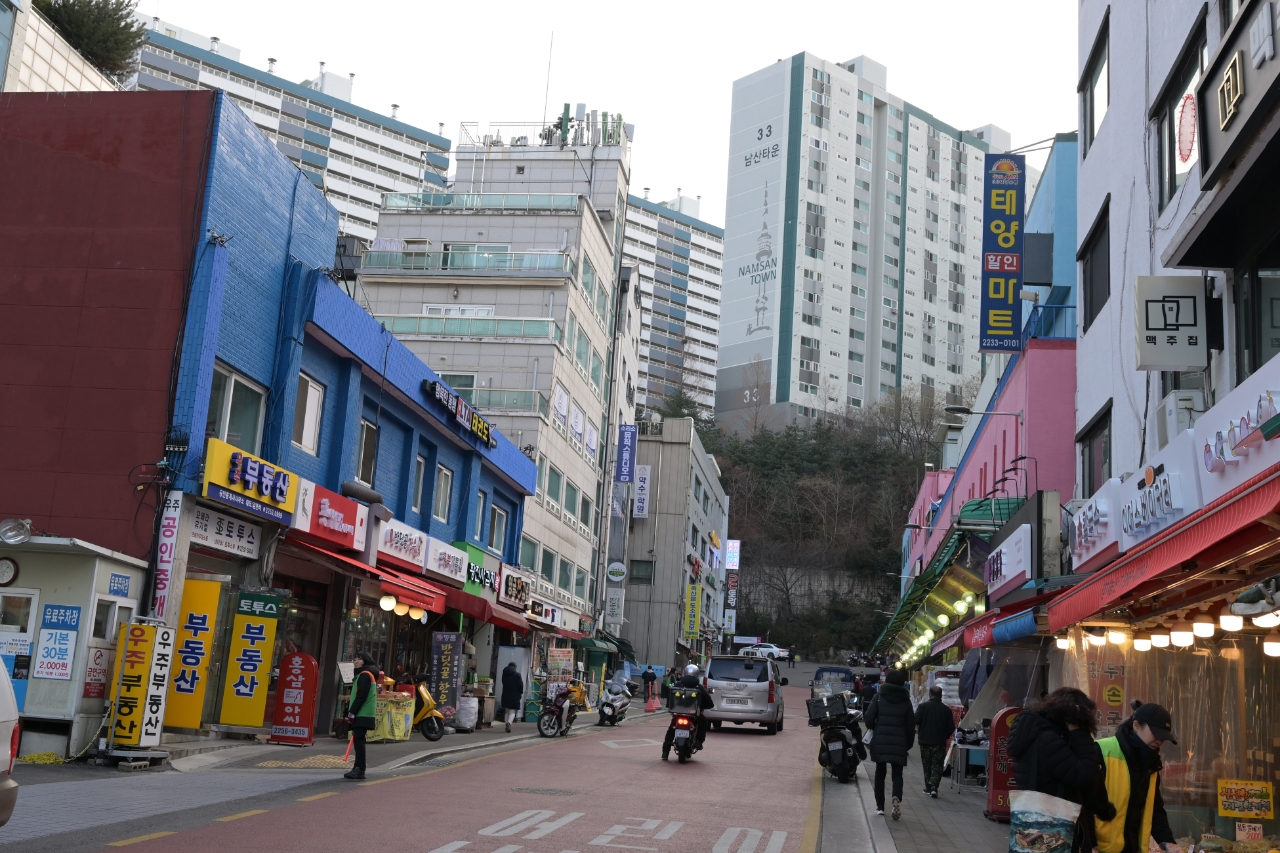 서울 중구, 약수시장 일대 지중화 및 보행환경 개선사업 완료