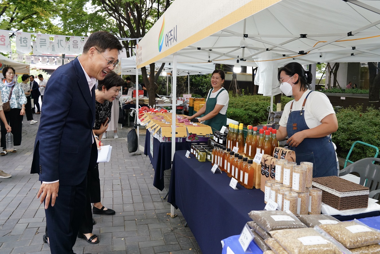 명절 준비는 종로에서… 직거래장터 열고 종로사랑상품권 발행