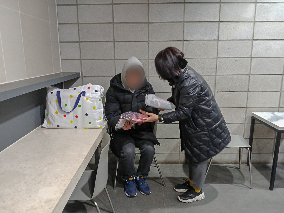 강남구, 설 맞아 노숙인 도시락 전달 및 안전 관리 강화