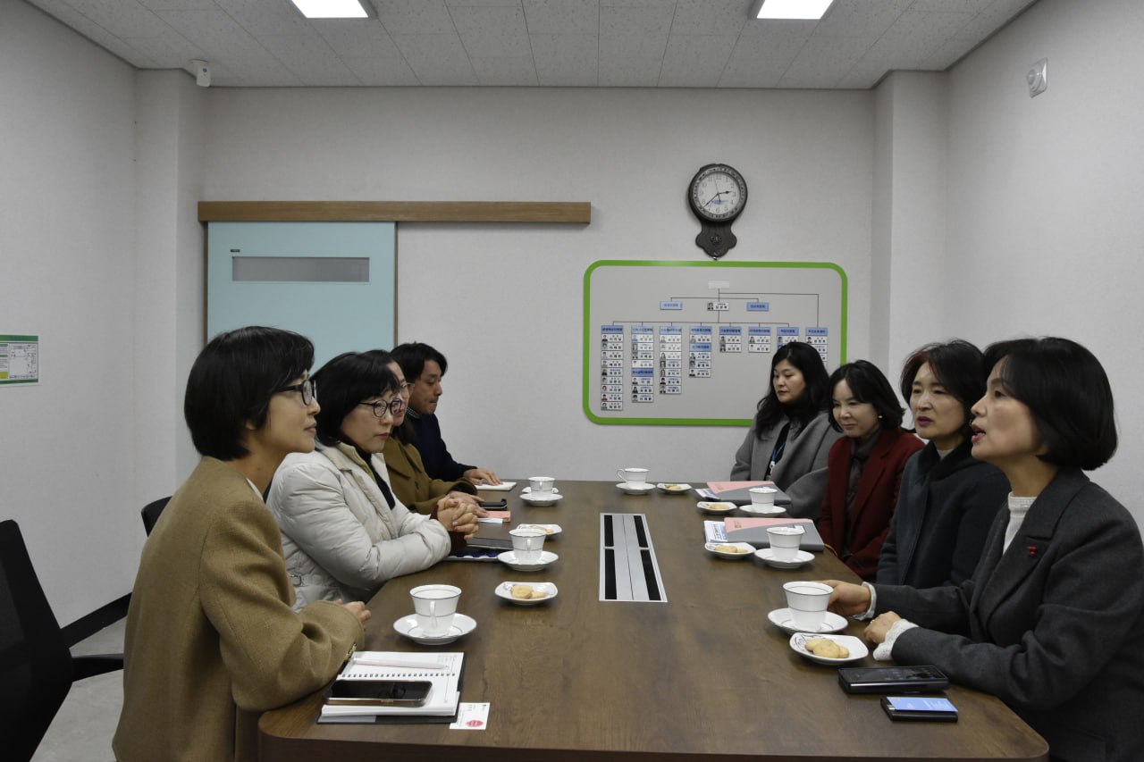 남미경 경주시 시민복지국장, 새해 맞아 사회복지 기관·단체 방문