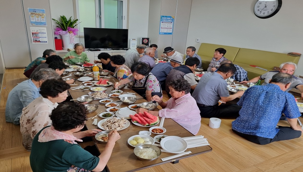 의성군, 어르신 맞춤형 복지 확대하여 건강하고 활기찬 노후 지원
