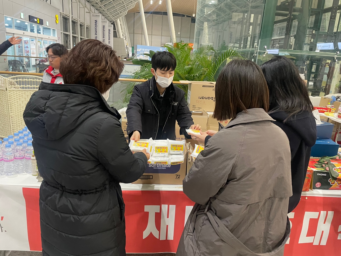 무안군, 제주항공 여객기 사고 수습 현장 식중독 예방관리 강화