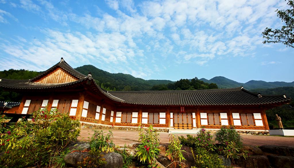 “한복 차려입고 케이블카 타자! 하동이 준비한 힐링 연휴”
