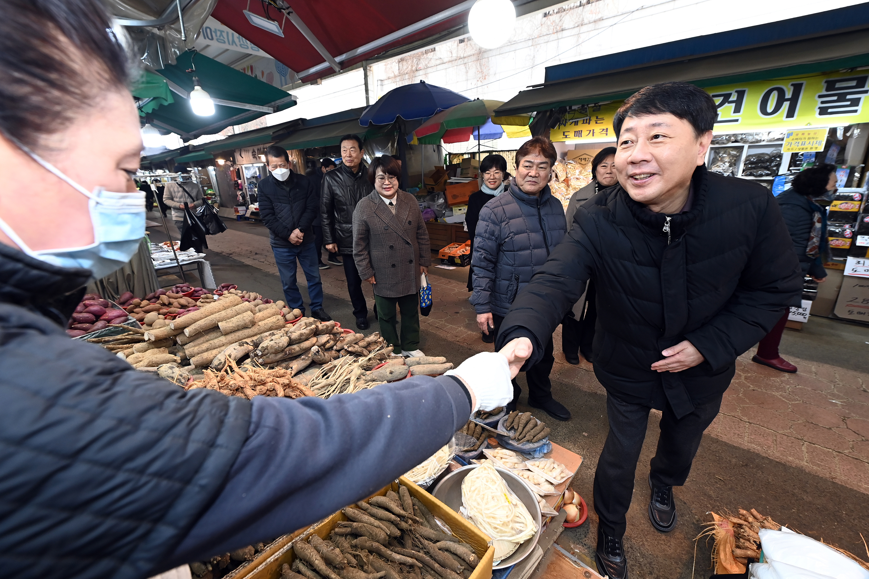 차준택 부평구청장, 설 맞이 전통시장 방문