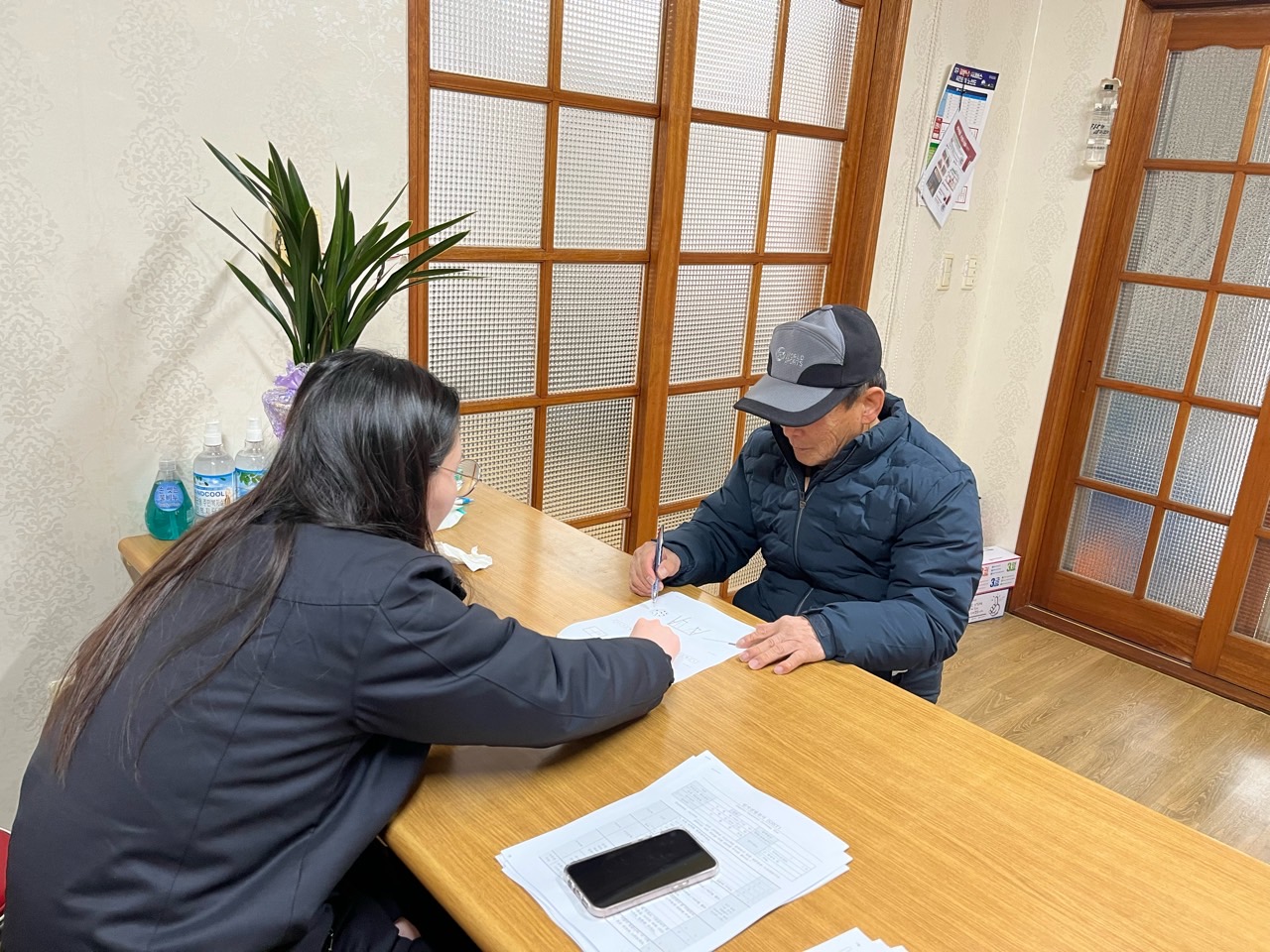 군위군보건소 치매안심센터, 마을별로 찾아가는 치매선별검사(CIST) 실시
