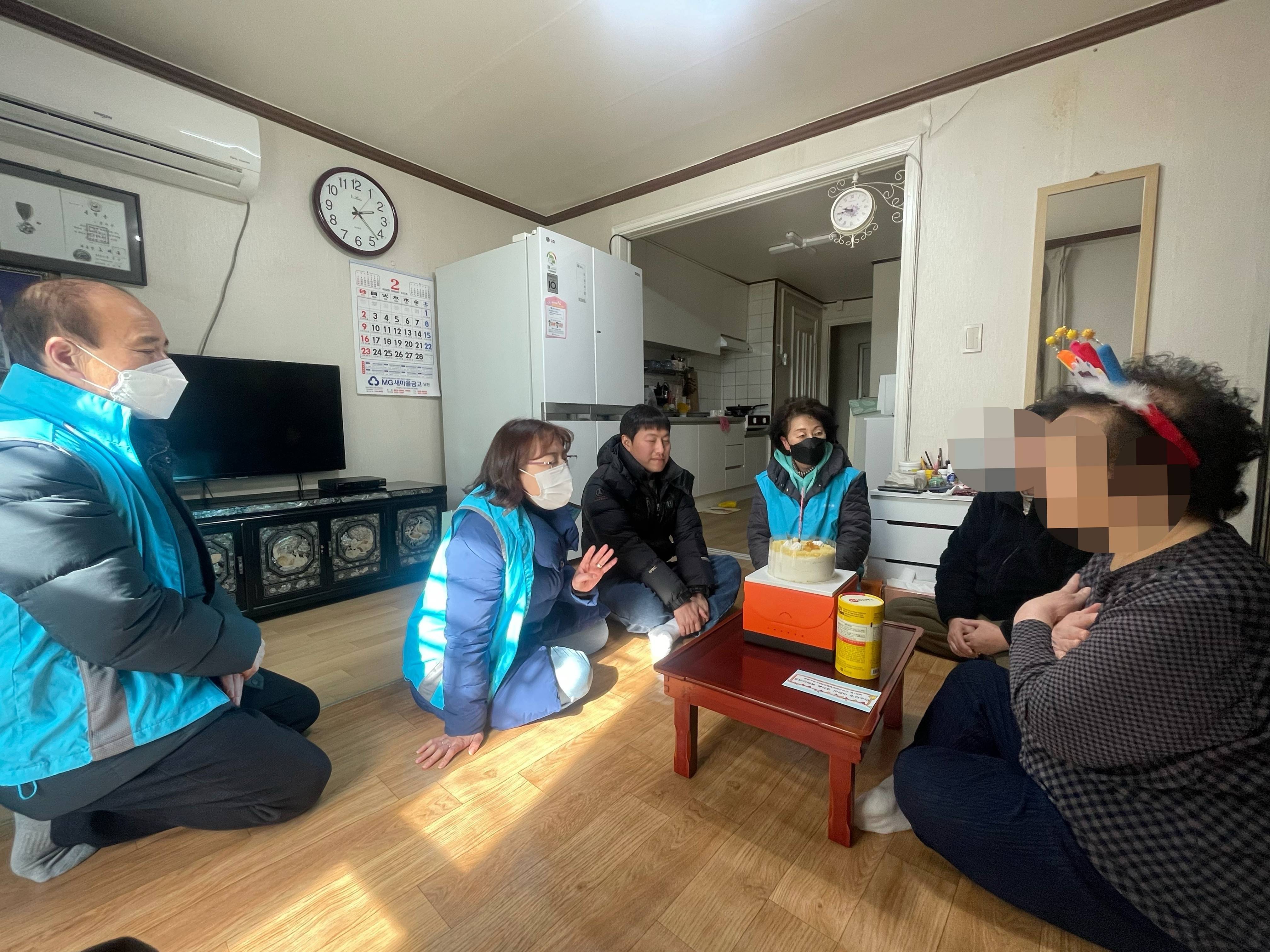 남천1동 지역사회보장협의체, 『만수무강 어르신, 생신 축하드려효(孝)』 추진