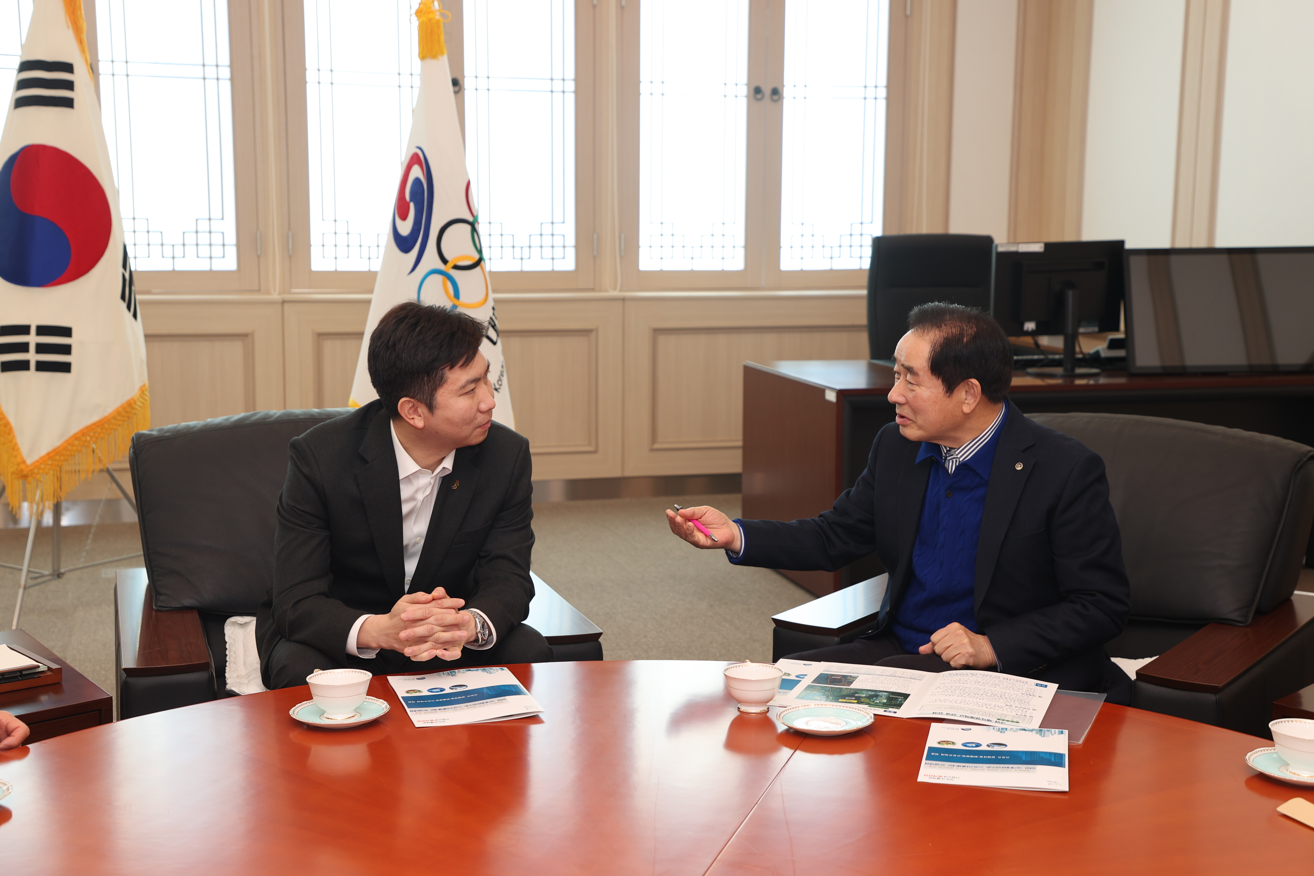 송기섭 진천군수, 유승민 대한체육회장 당선인 만나 - 스포츠테마타운 조성사업, 국립 체육영재학교 유치 등 사업 건의