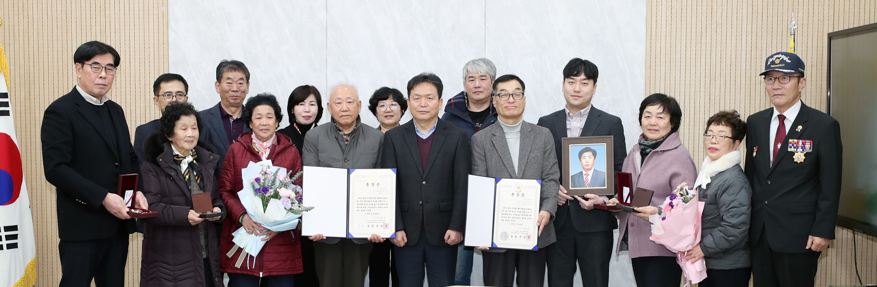 청주시, 6‧25전쟁 참전유공자에 화랑무공훈장 수여