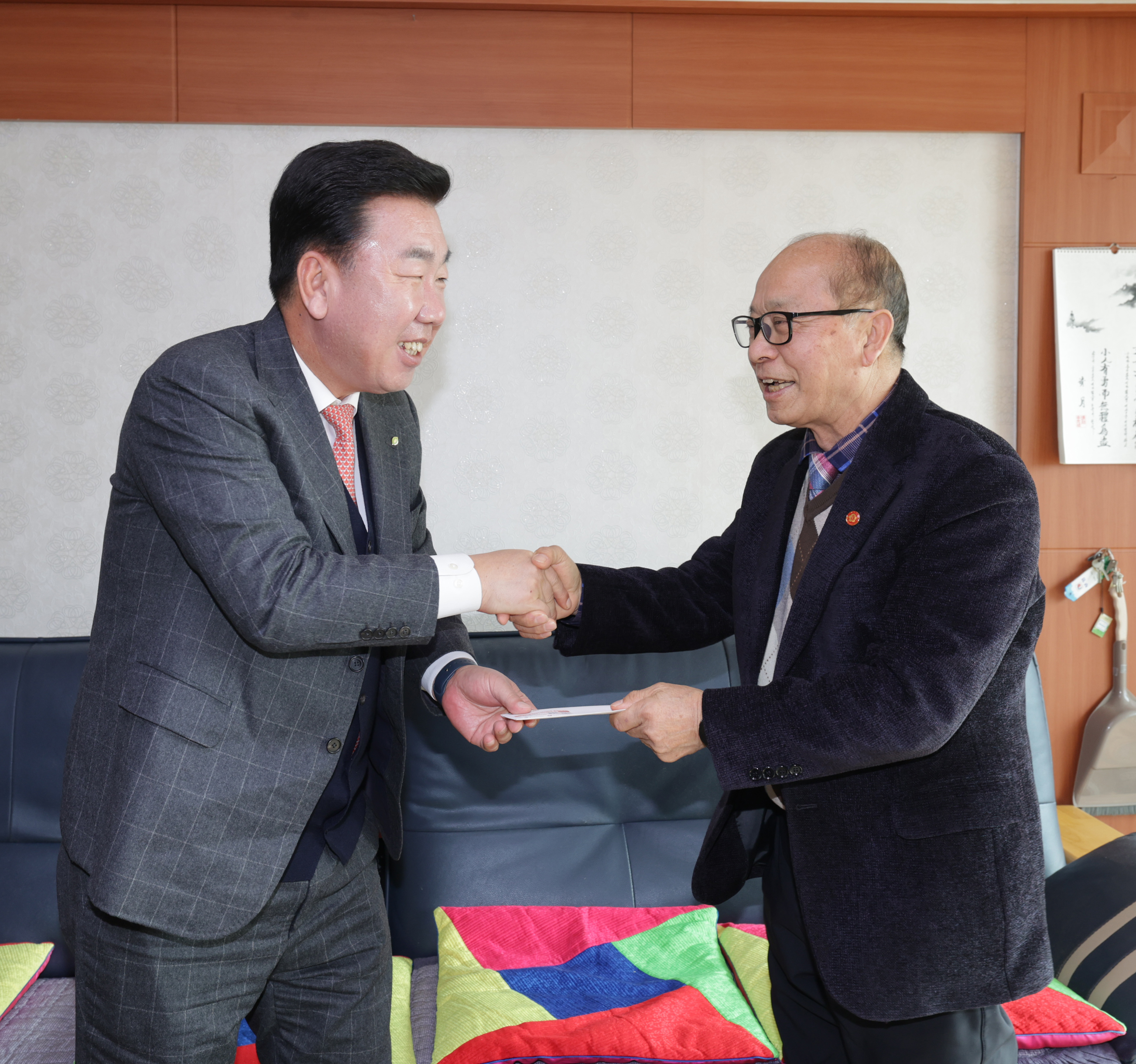 이범석 청주시장, 3‧1절 맞아 독립유공자 유족 예방
