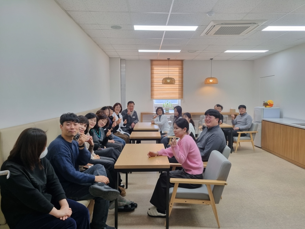 부여군보건소, 직원휴게실 개소 및 ‘베스트 친절 직원’ 시상