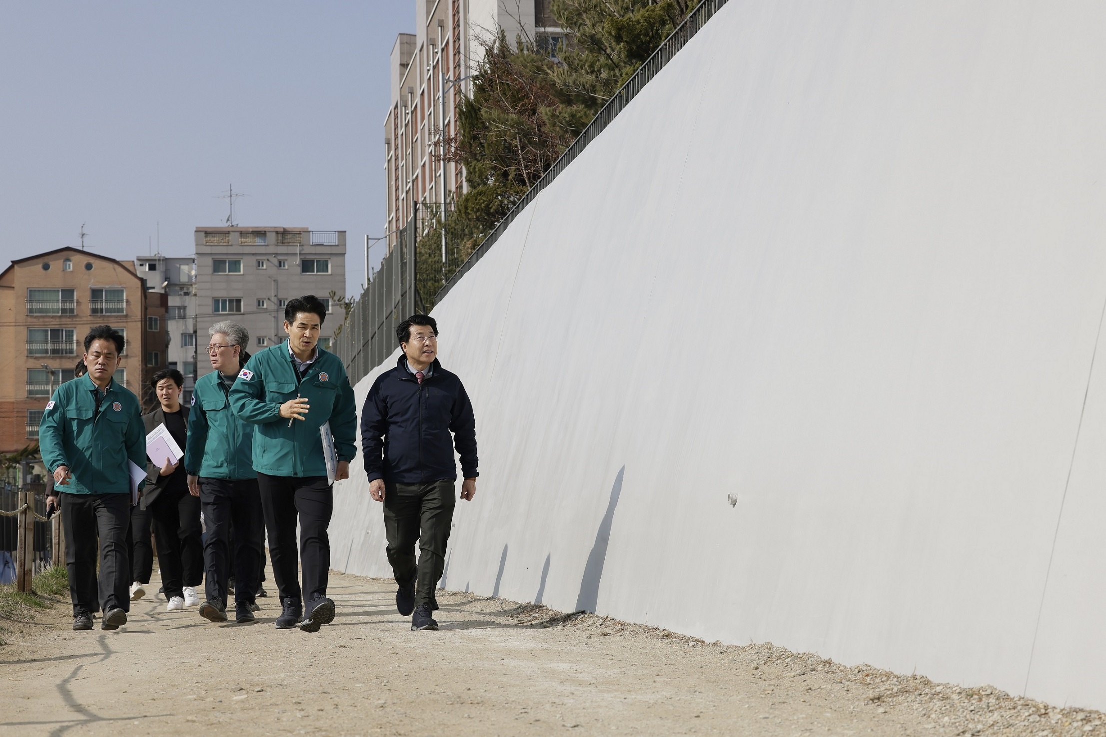 송파구, 빈틈없는 환경순찰 실시…365일 안전 도시 구축