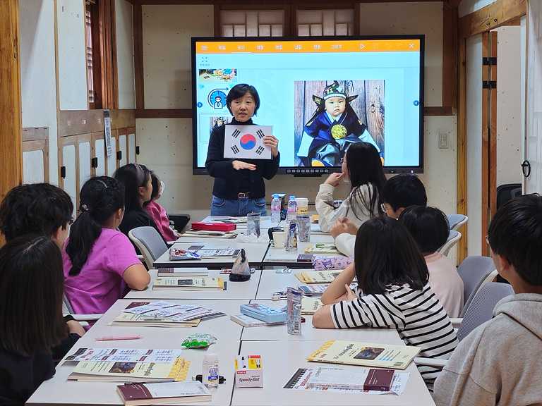 인문학 소양 갖춘 글로벌 인재 길러낸다 ‘종로국제서당’ 참여 학생 모집