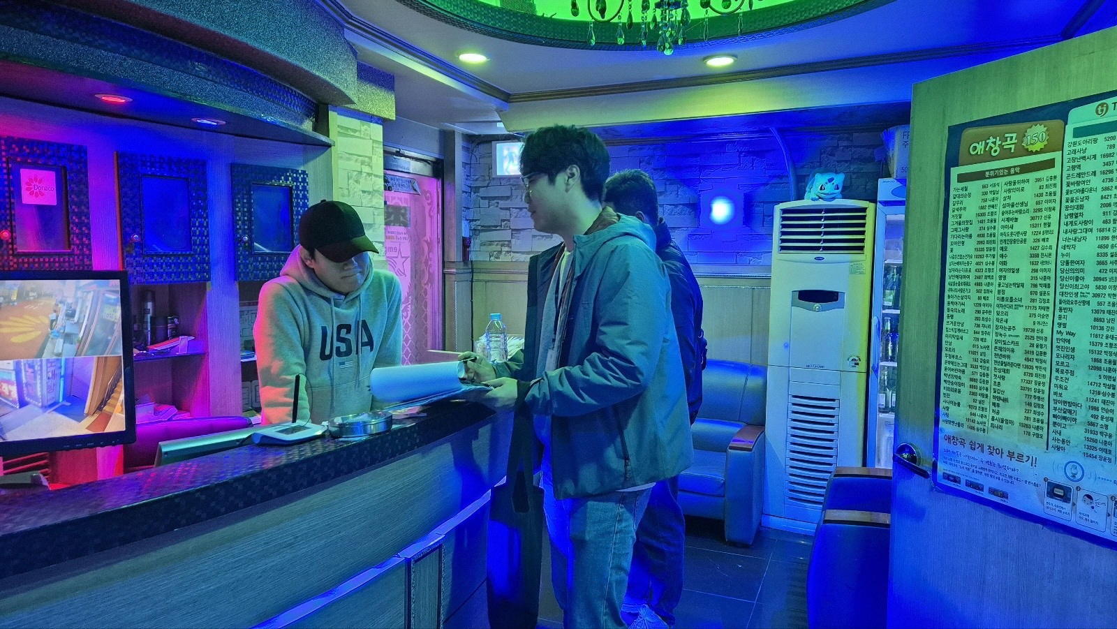 ‘마약 청정도시’ 구로구, 유흥업소 대상 마약 예방 홍보 강화