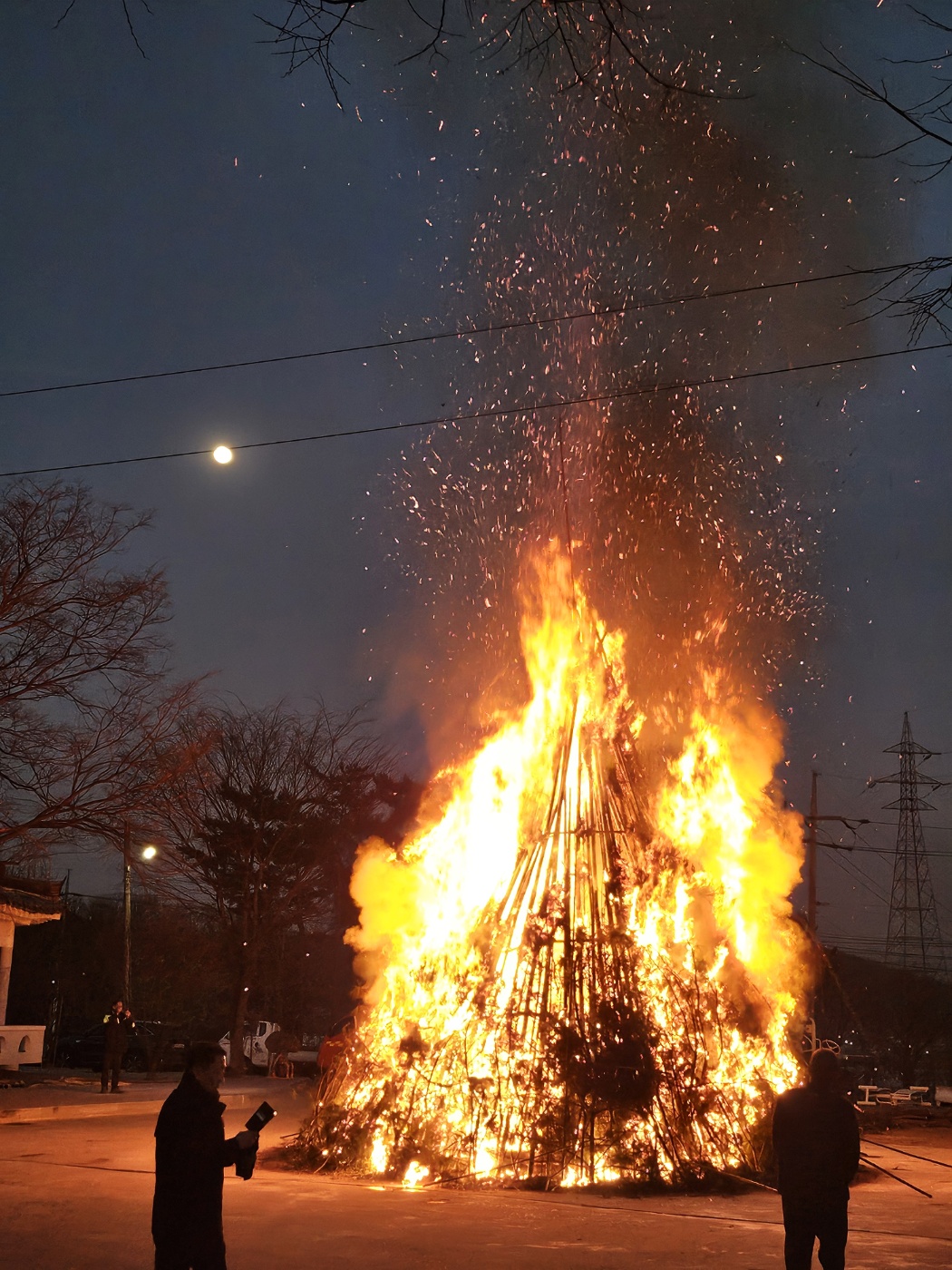 상주시, 전통과 정이 넘치는 금흔1리 정월대보름 행사