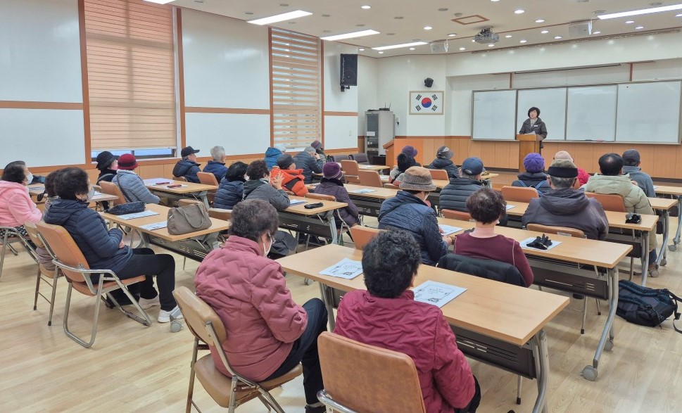 광양시, 공원관리 노인일자리 참여자 대상 안전교육 실시