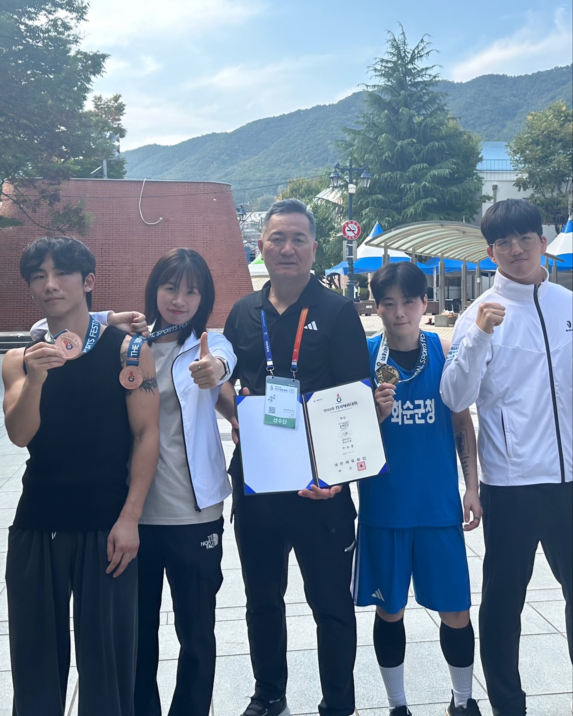화순군청 복싱부, '2024 최우수지도자상 및 선수상 수상 쾌거'