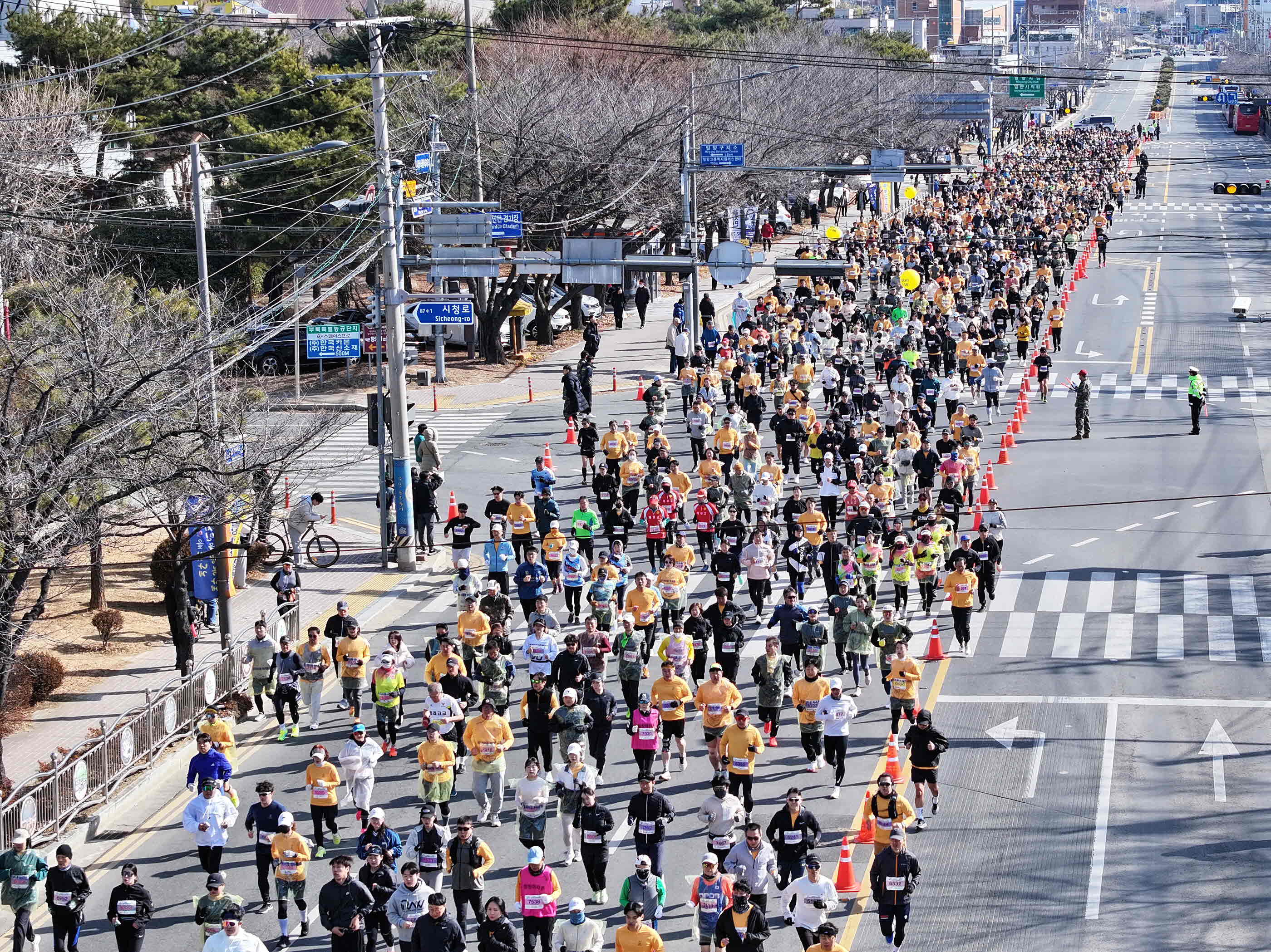 명품 코스에서 펼쳐진 질주! 제21회 밀양아리랑마라톤대회, 뜨거운 열기 속 마무리