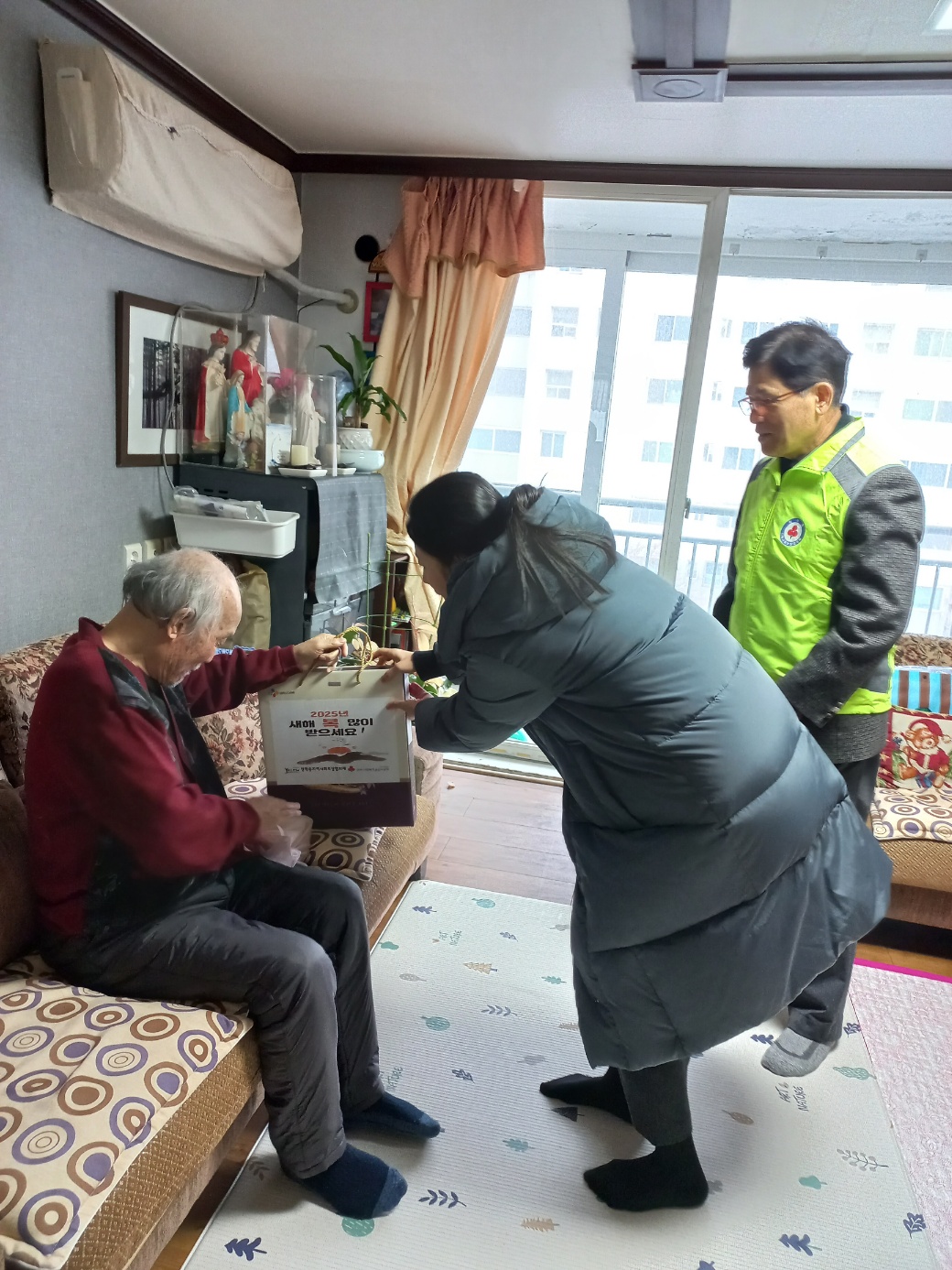 청학동지사협, 6·25 참전유공자 어르신 생신위문품 지원