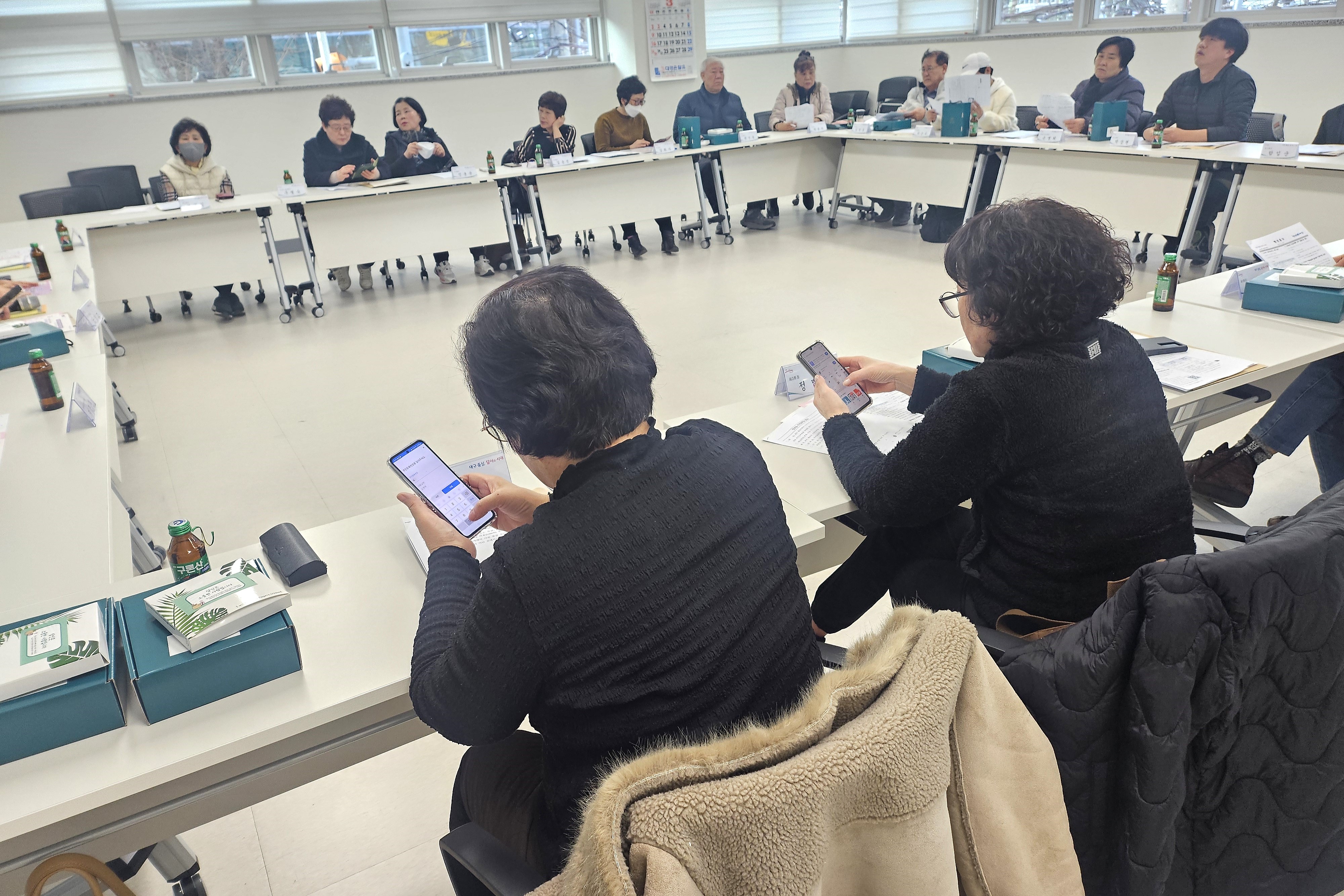 모바일 시대 맞춰 주민등록증도 스마트하게.. 발급부터 활용법까지 안내