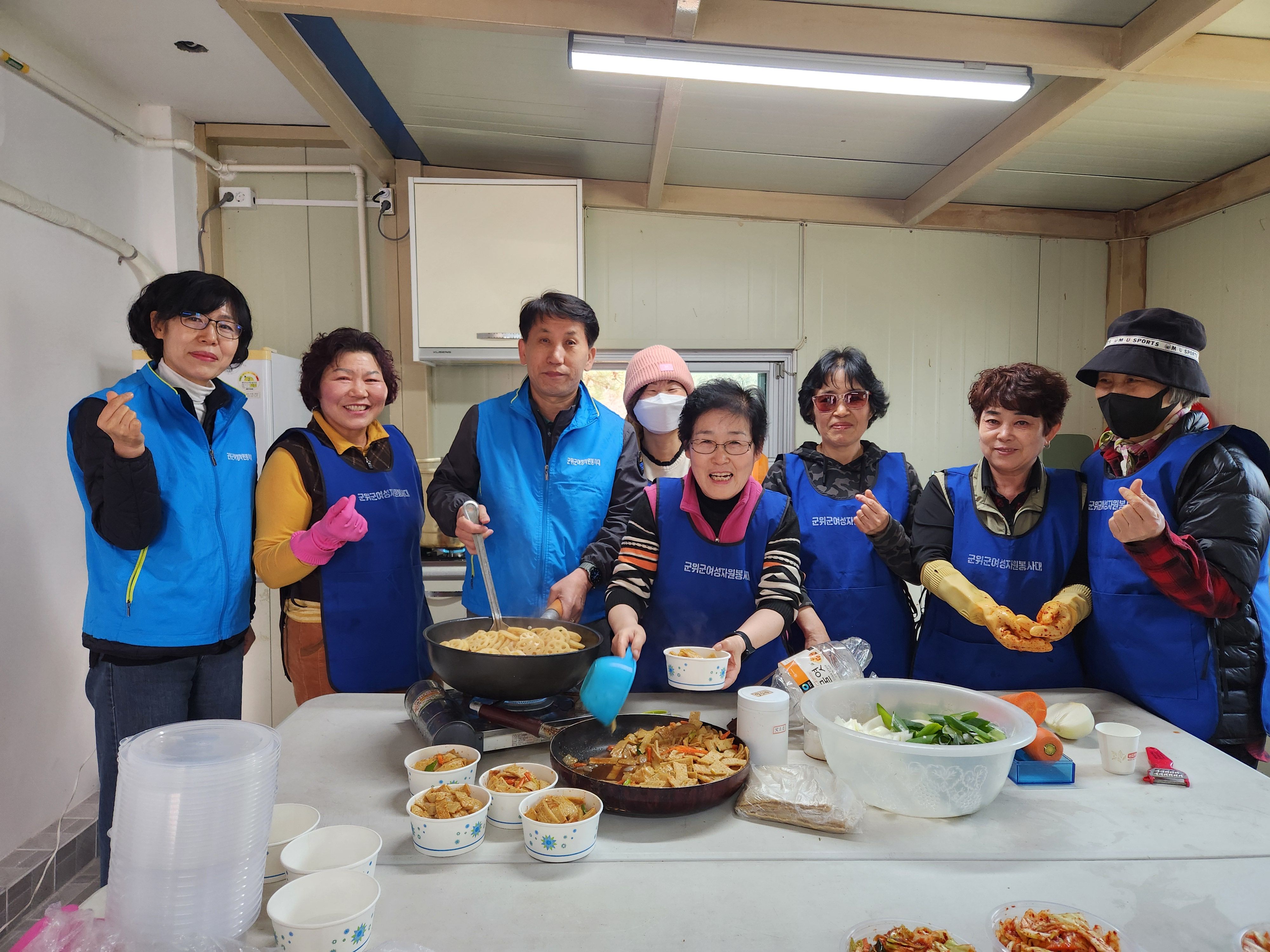 대구 군위군 삼국유사면 여성자원봉사대, 독거노인을 위한 반찬 봉사활동
