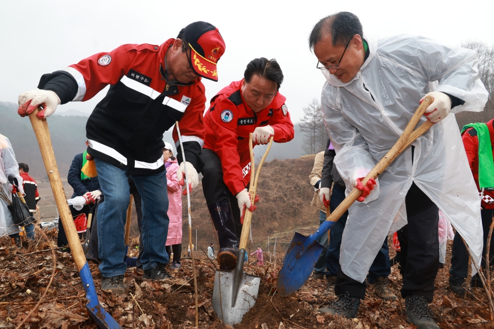 충북도, 제80회 식목일 기념 나무심기 행사 개최