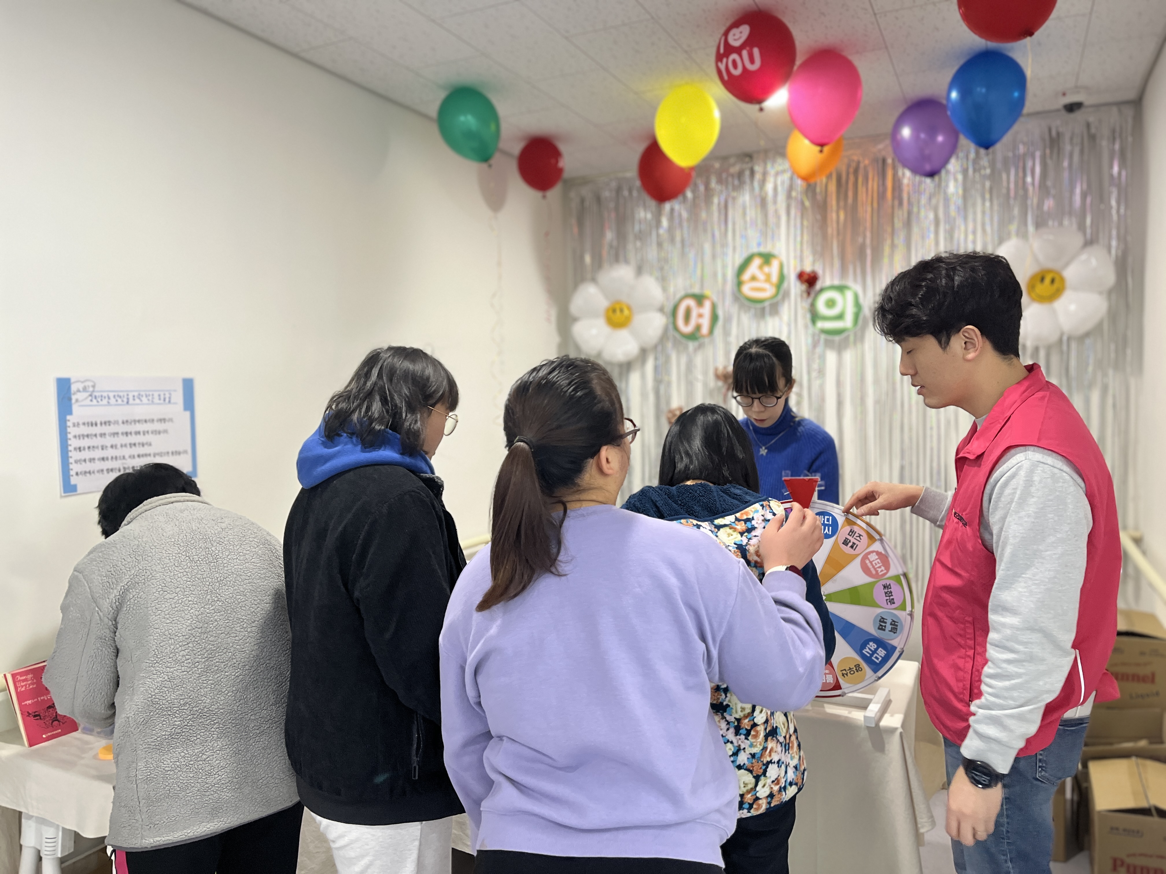 옥천군장애인복지관, 세계 여성의 날 맞아 권익옹호 캠페인 개최