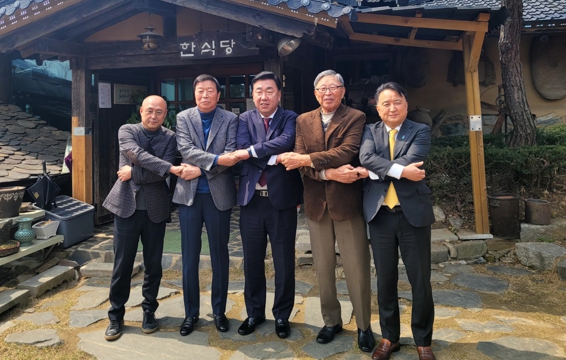 이범석 청주시장“한화, 제2구장 청주에 최소한 경기 배정해야”