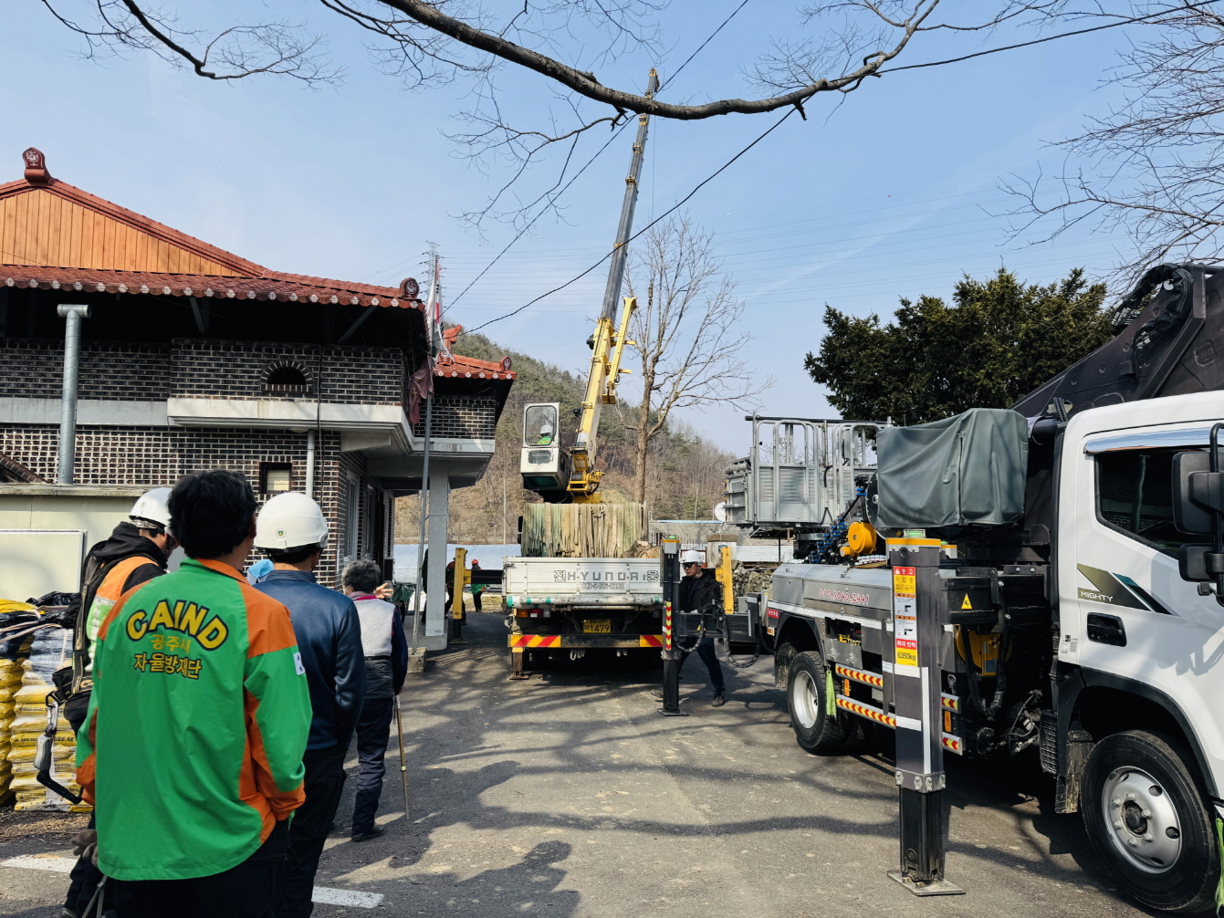공주시 신풍면 자율방재단, 농번기 전 위험목 처리 실시