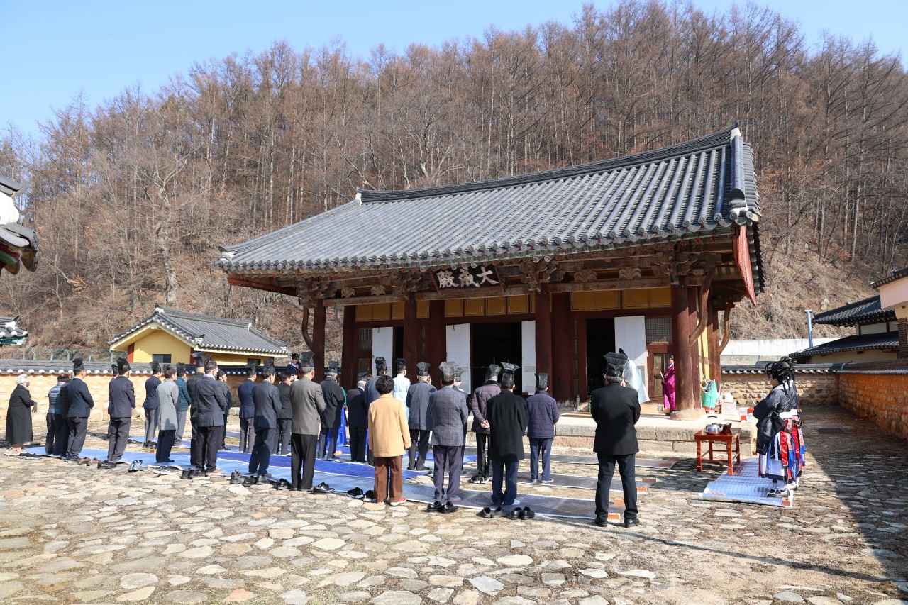 장수향교 춘기 석전대제 봉행