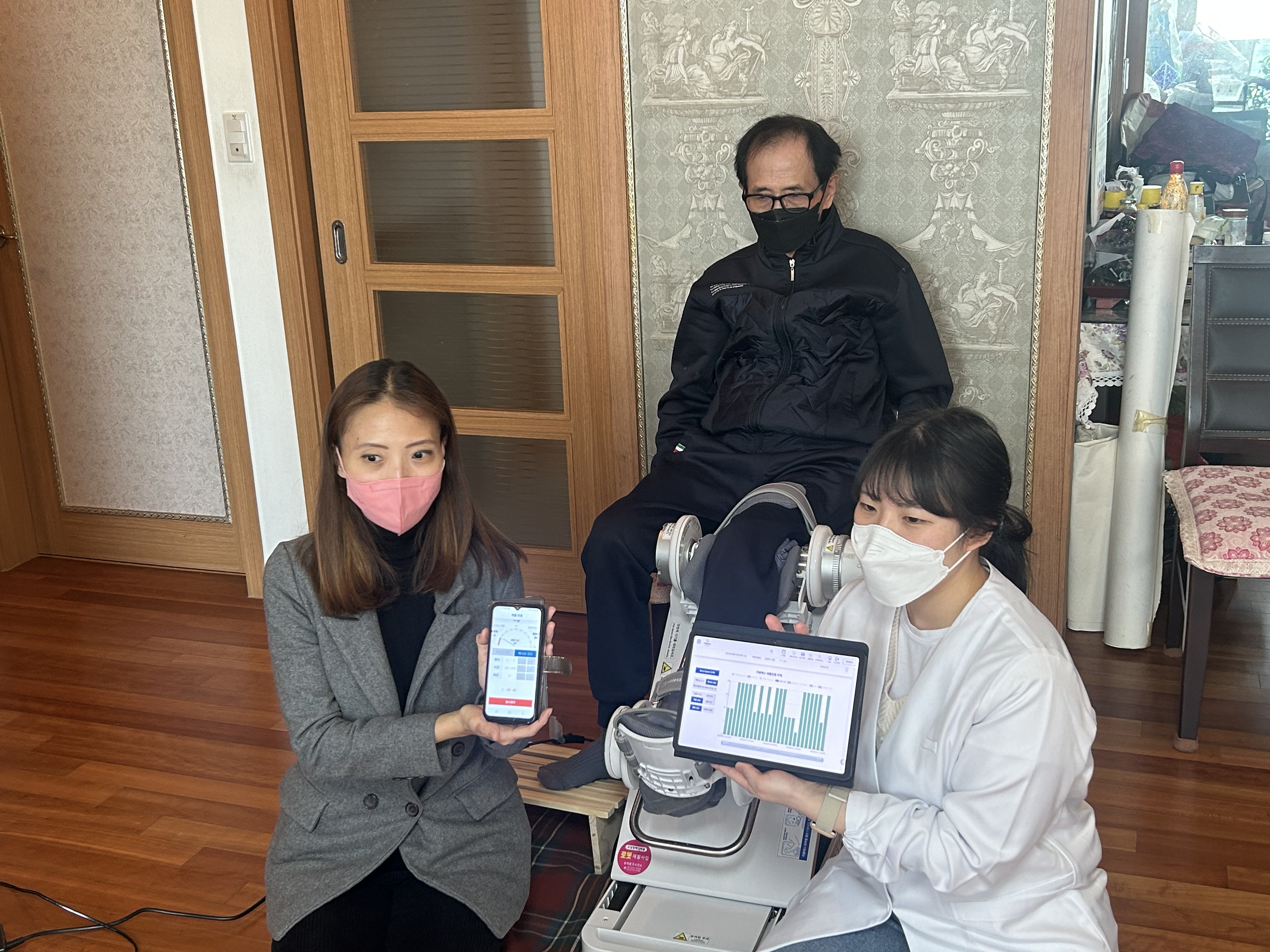 동대문구, 장애인 로봇 재활 효과 입증… 국제학술지 게재