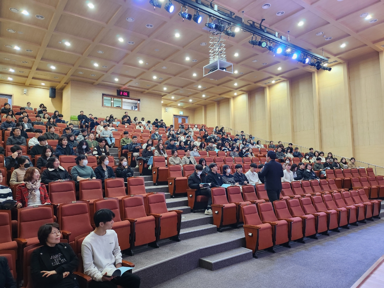 영천시, ‘공공계약 최고의 전문가 초청’ 2025 회계실무 교육 실시