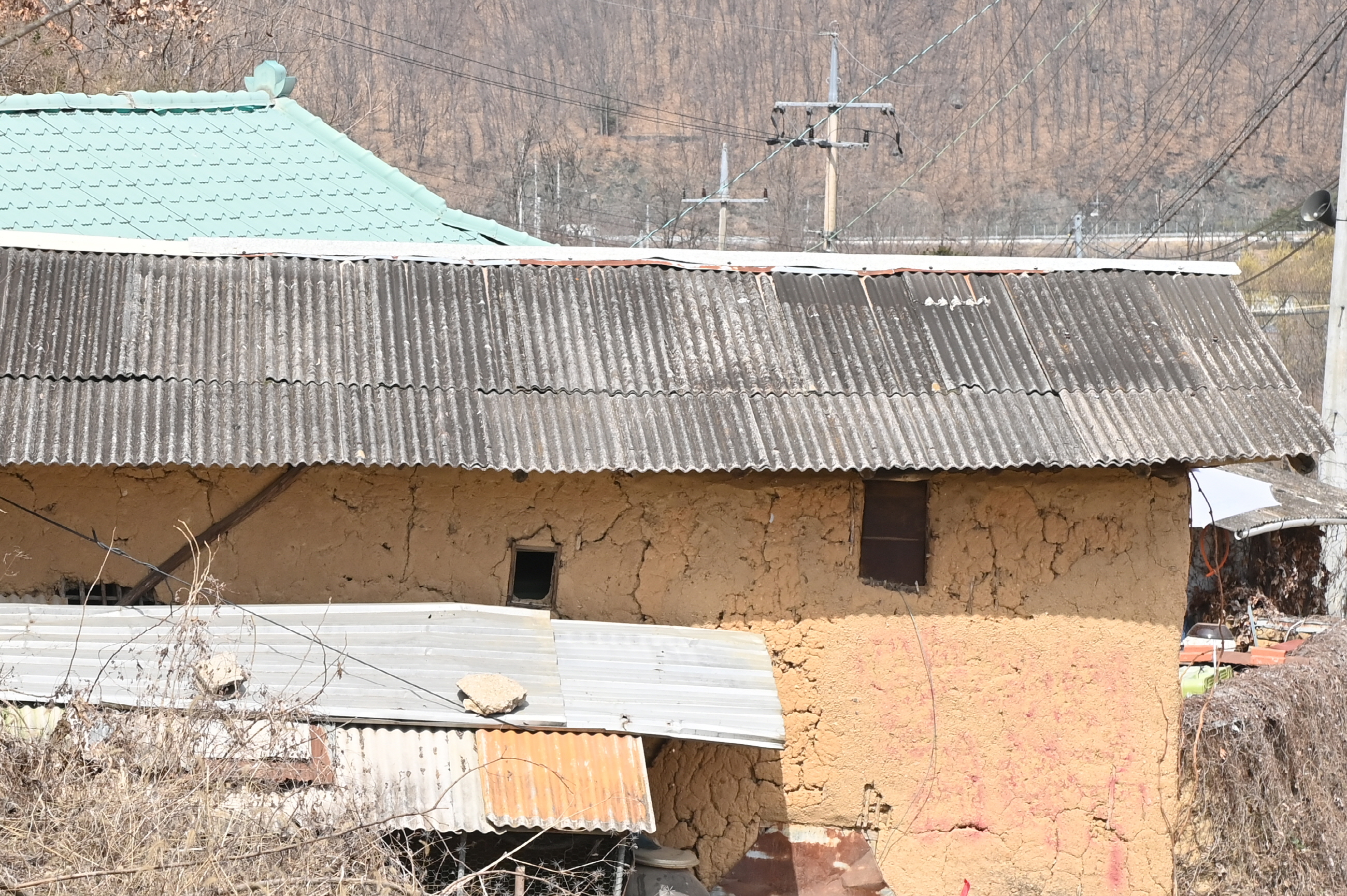 청송군, 슬레이트 철거․지붕개량비 지원으로 안전한 주거환경 조성
