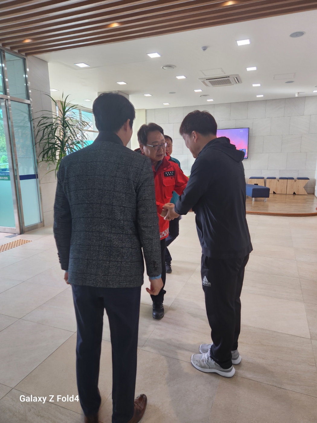 울진군, 인근 지역 산불확산에 선제적 대응